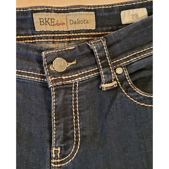 BKE Buckle ~ Women's Boot Stretch ~ Dakota Dark Wash Embroidered ~ Sz 29 - Picture 11 of 15